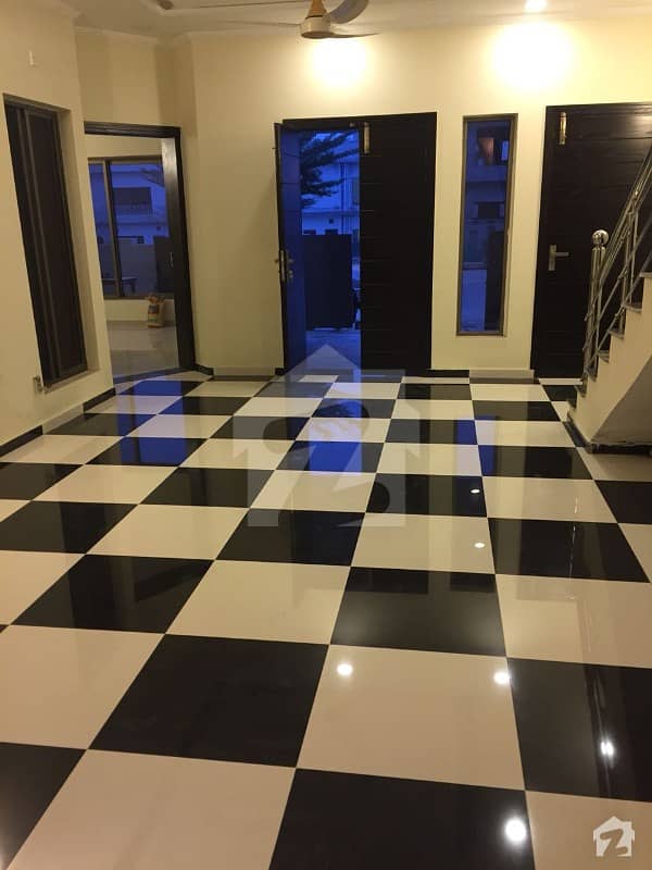 Sector H 5 marla house for sale on 2 year installment in Bahria enclave