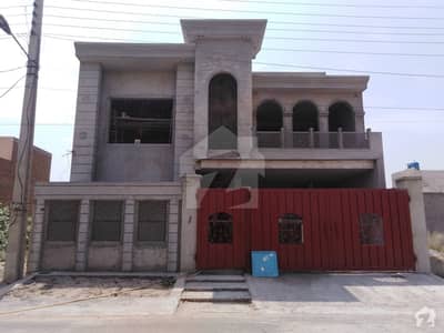 گورنمنٹ ایمپلائیز کوآپریٹو ہاؤسنگ سوسائٹی بہاولپور میں 5 کمروں کا 10 مرلہ مکان 1.4 کروڑ میں برائے فروخت۔ گورنمنٹ ایمپلائیز کوآپریٹو ہاؤسنگ سوسائٹی بہاولپور میں 5 کمروں کا 10 مرلہ مکان 1.4 کروڑ میں برائے فروخت۔