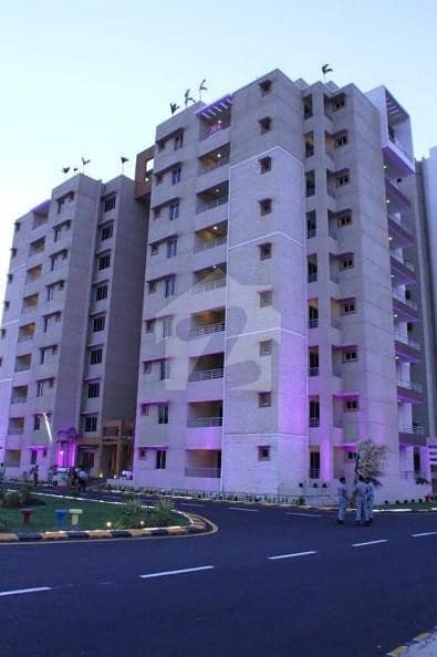 نیوی ہاؤسنگ سکیم کارساز کراچی میں 5 کمروں کا 1.03 کنال مکان 8.8 کروڑ میں برائے فروخت۔