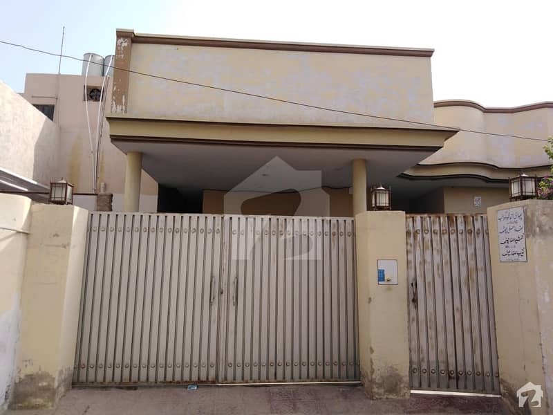 18 Marla Single Storey House Is Available For Sale