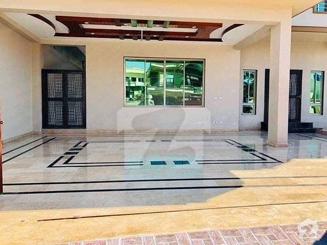 Beautiful Complete independent Ground Portion For Rent in Gulraiz