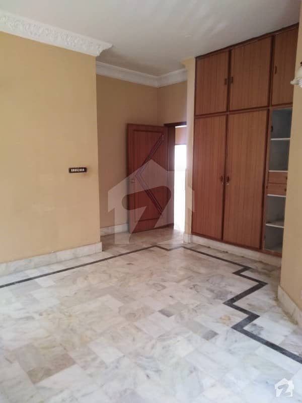 I84 Pakeeza Market Commercial Flat available for Rent