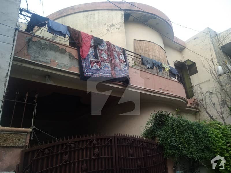 5 Marla old House for sale in DHA main Road Nearly Adil Hospital main DHA road