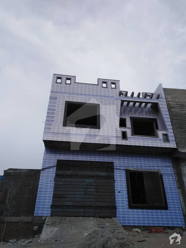 شیخوپورہ روڈ لاہور میں 6 کمروں کا 4 مرلہ مکان 60 لاکھ میں برائے فروخت۔