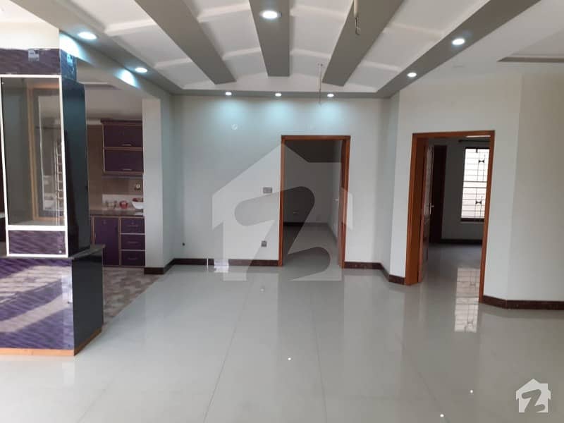 12.5  Marla Full House Available For Rent In Izmir Town Lahore