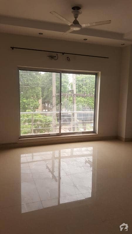 10 Marla Flat 1st Floor For Rent In Sui Gas Society
