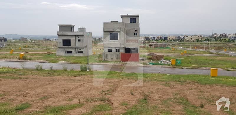 5 Marla Villas Available On easy 18 months installments 5 Marla Villas Available On easy 18 months installments