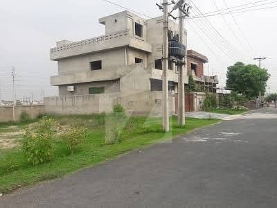Good Location Plot  With All Facilities For Sale