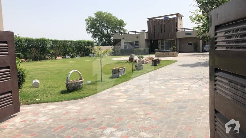 04 Kanal Farm House On Rent In Main Bedina Road Lahore Luxury 3 Bed Room