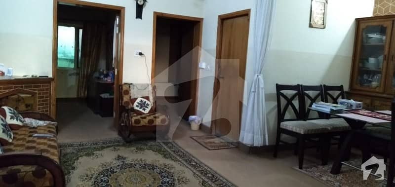 میسرائل روڈ راولپنڈی میں 4 کمروں کا 6 مرلہ مکان 1.1 کروڑ میں برائے فروخت۔