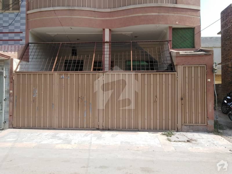 حیات آباد فیز 6 - ایف9 حیات آباد فیز 6 حیات آباد پشاور میں 6 کمروں کا 5 مرلہ مکان 1.5 کروڑ میں برائے فروخت۔