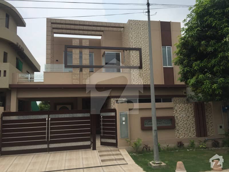 10 Marla Modern  Style House Built By Architect Very Peaceful Environment Solid Construction At Low Price From Market  In Dha Phase 6