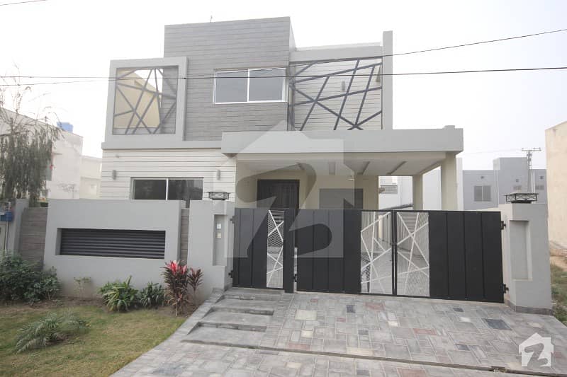 10 Marla Luxury Solid Constructed House In Most Prime Location Near Mosque Park  Commercial Area In Very Reasonable Price From Market In A Very Peaceful Atmosphere In Phase 8 Dha Lahore