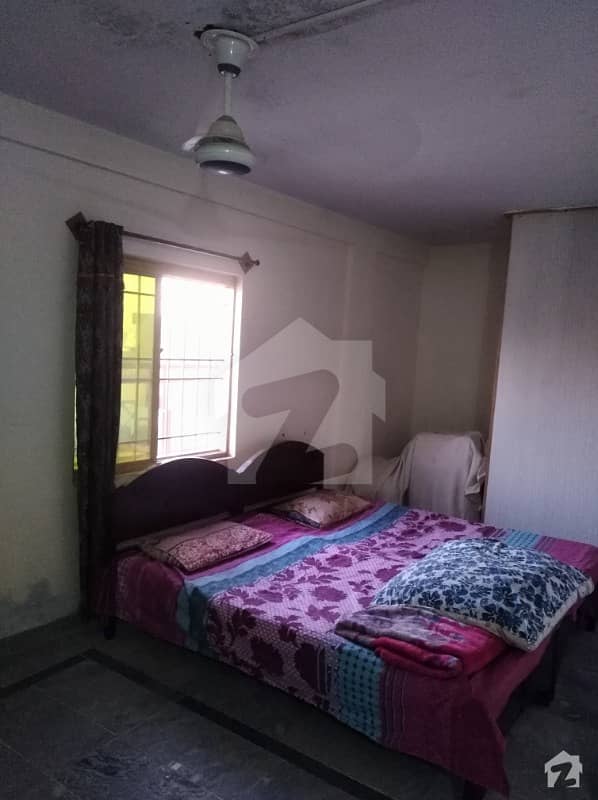 1 Room With Bathroom And Cooking Facility Is Available For Rent
