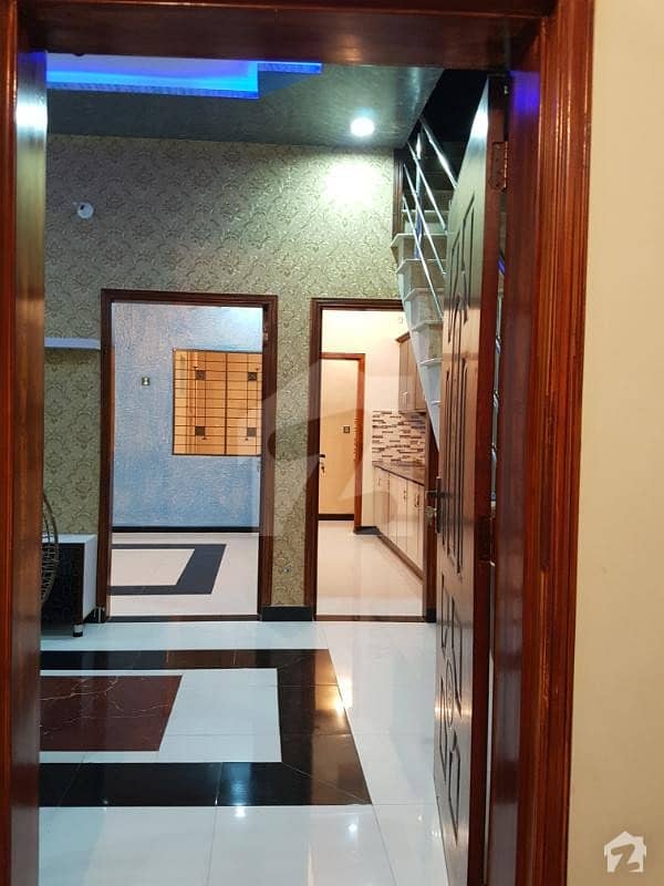 شیرشاہ کالونی - راؤنڈ روڈ لاہور میں 3 کمروں کا 3 مرلہ مکان 62 لاکھ میں برائے فروخت۔