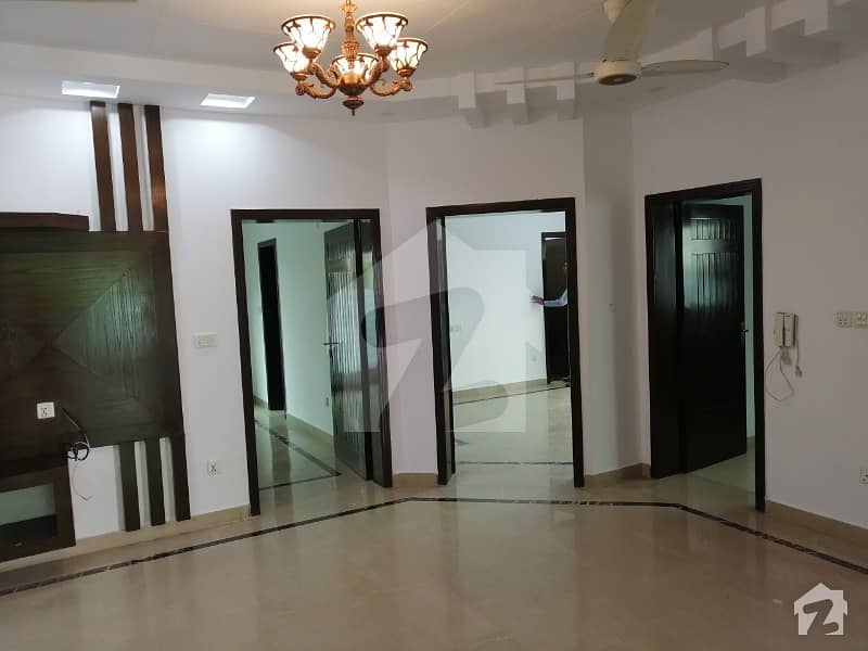 10 Marla Slightly Used House For Rent In Dha Phase 6