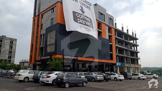 850 Sq Feet Main Road Facing Corner Flat Available For Sale 850 Sq Feet Main Road Facing Corner Flat Available For Sale