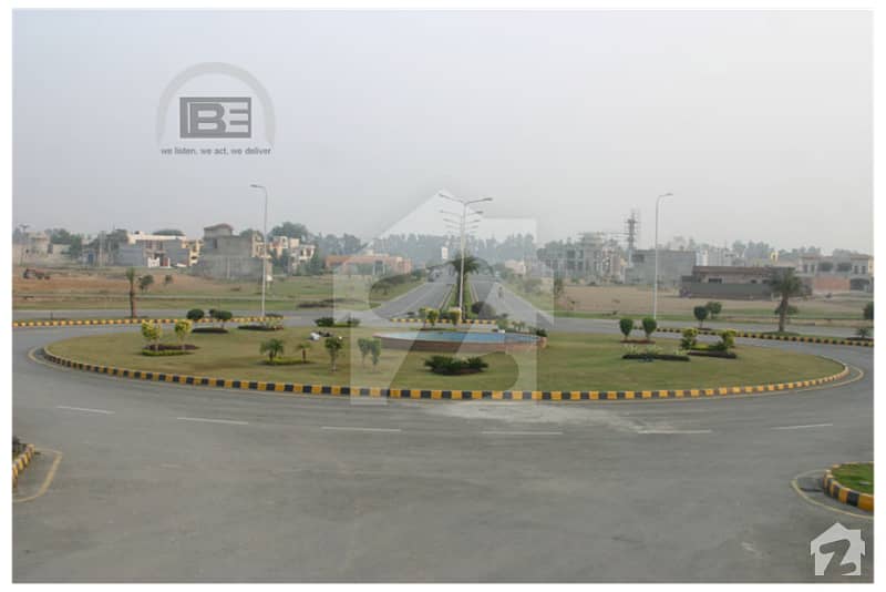 پیراگون سٹی - امپیریل 2 بلاک پیراگون سٹی لاہور میں 4 مرلہ رہائشی پلاٹ 40 لاکھ میں برائے فروخت۔