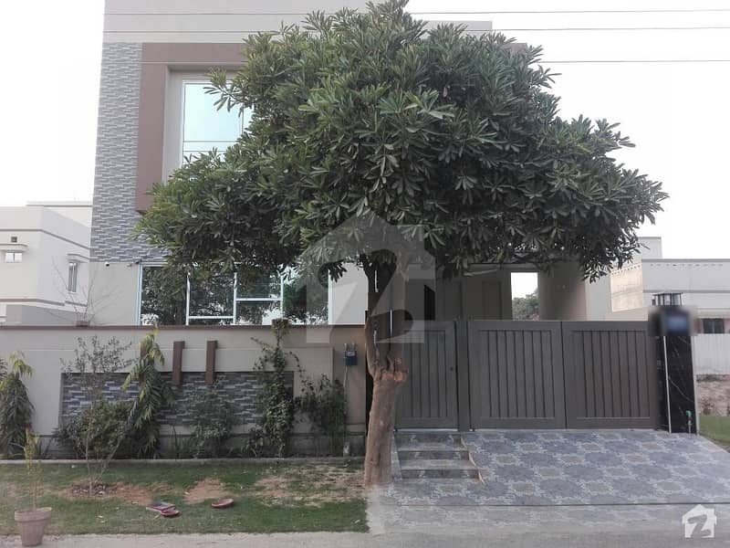 House Available For Sale In Wapda City