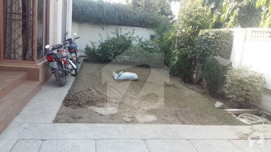 DHA PHASE 3 X BLACK 1 KANAL UPPER PORTION 2 bedroom DHA PHASE 3 X BLACK 1 KANAL UPPER PORTION 2 bedroom