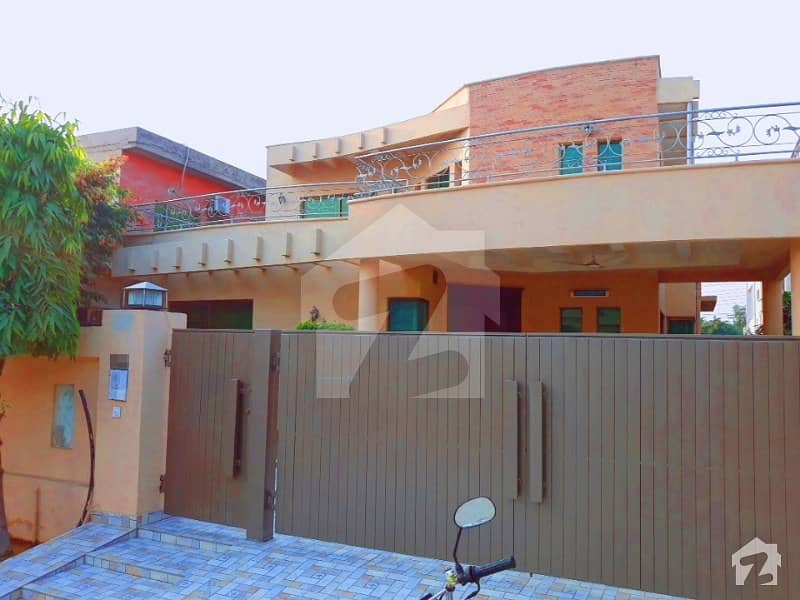 1 Kanal Beautiful Slightly Used Bungalow For Rent In Dha Phase 4