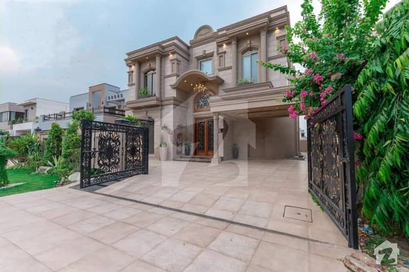 House For Sale - Palace Of Versailles For Specials Out