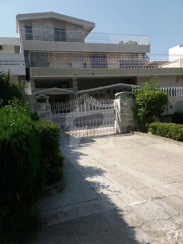 G9-4,35*70,liveable double story house pindi face for sale very nice location