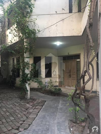 10 Marla Double Story House For Rent Gulberg 2