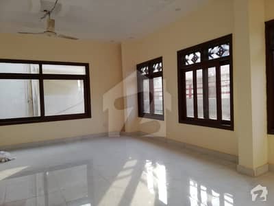 GulshaneIqbal 240 Sq Yard House Is Available For Sale GulshaneIqbal 240 Sq Yard House Is Available For Sale