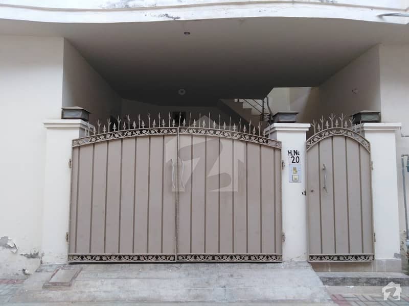 ساجد عوام کالونی بہاولپور میں 4 کمروں کا 5 مرلہ مکان 80 لاکھ میں برائے فروخت۔