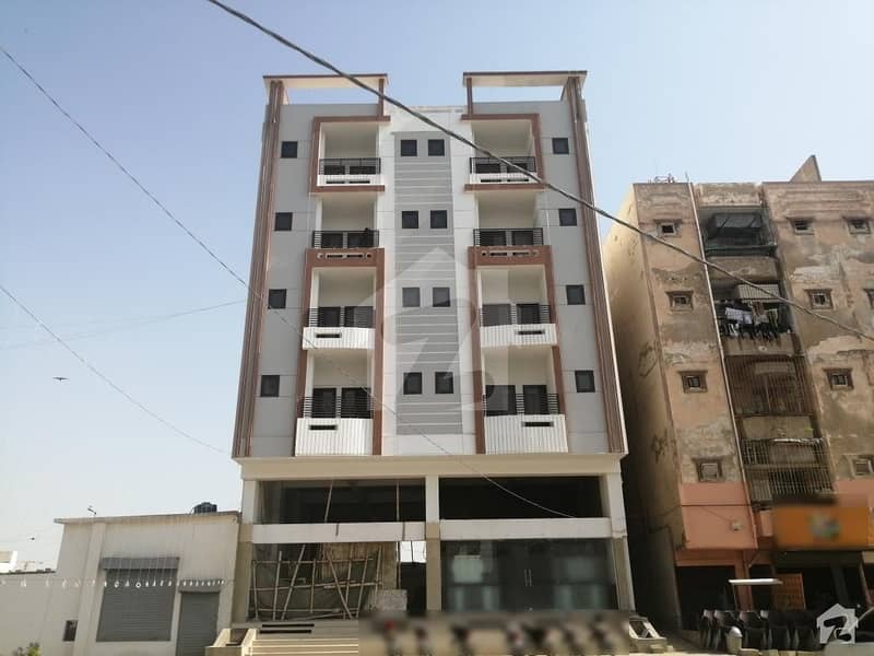 گلستانِ جوہر کراچی میں 2 کمروں کا 5 مرلہ فلیٹ 85 لاکھ میں برائے فروخت۔