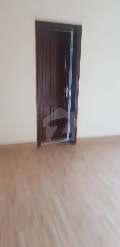 7.5 Marla House For Sale In Wapda Town With 5 Bedrooms