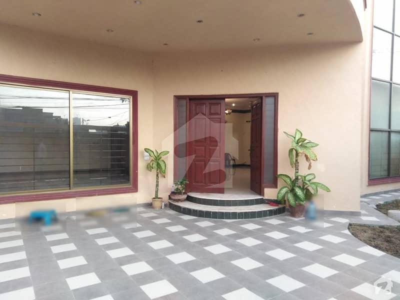 Beautiful Bungalow Is Available For Rent Beautiful Bungalow Is Available For Rent