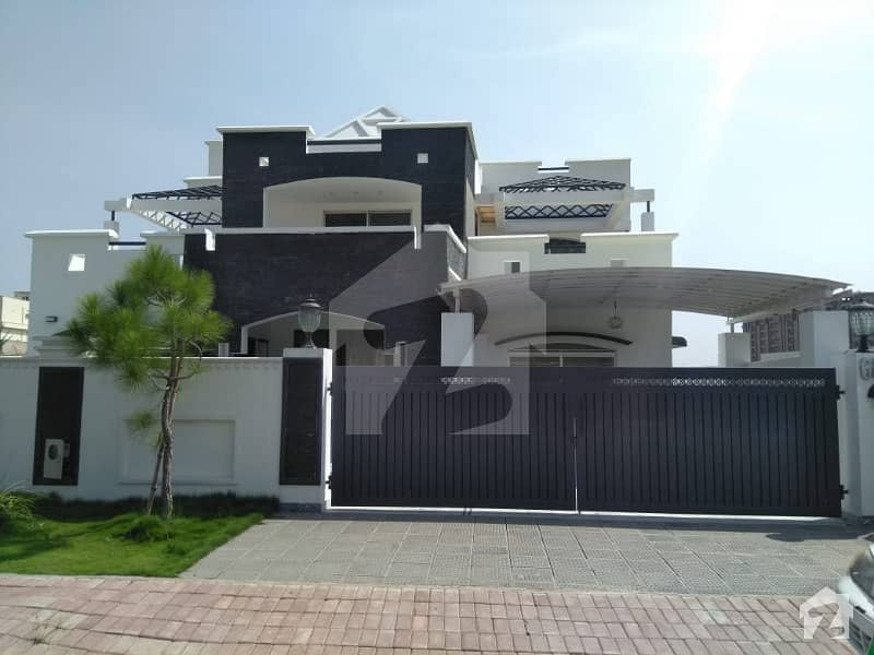 Kanal House With Extra Land Available For Sale In Bahria Town Phase 8