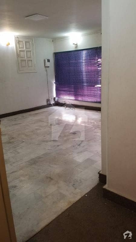 Mezznain for  rent un furnished tail flooring
