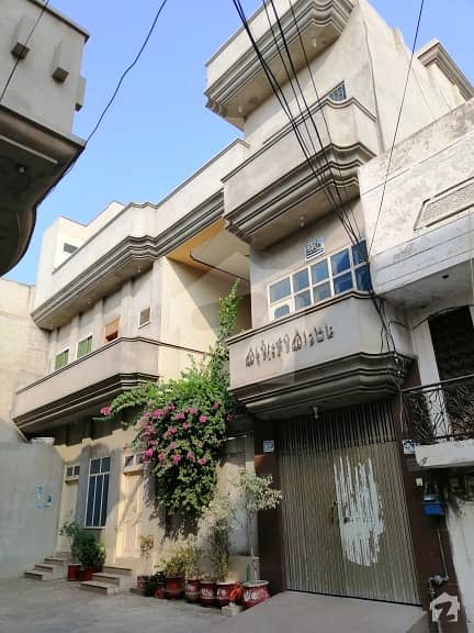 مہدی محلہ گوجرہ میں 6 کمروں کا 10 مرلہ مکان 2.5 کروڑ میں برائے فروخت۔