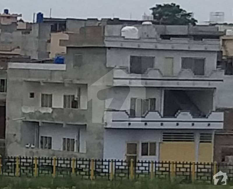 چٹھہ بختاور اسلام آباد میں 6 کمروں کا 10 مرلہ مکان 1 کروڑ میں برائے فروخت۔