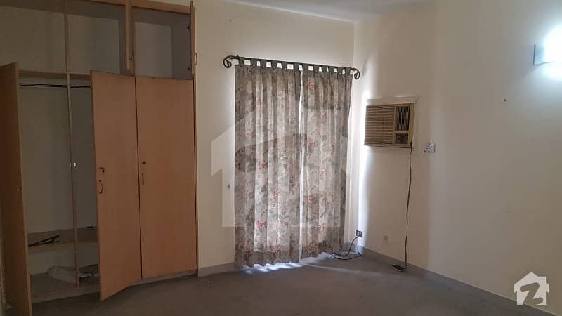 10 Marla Indepemdent House In Eden Extension Near to Allama Iqbal Airport