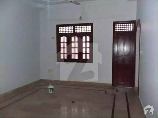 ناظم آباد - بلاک 3 ناظم آباد کراچی میں 3 کمروں کا 5 مرلہ پینٹ ہاؤس 27 ہزار میں کرایہ پر دستیاب ہے۔