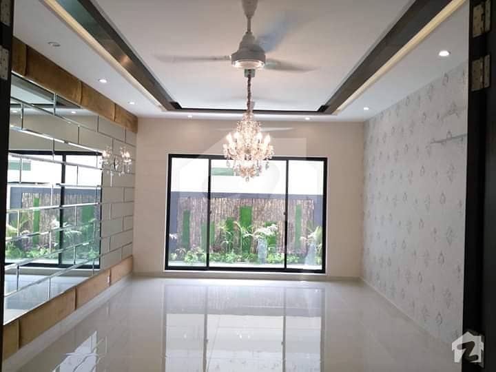 Bahria Town  47 kanal  bungalow 11 beds fully basement  imported fittings solid dash woodwork Rcc lanter solid construction complete double unit beautiful elevation main approach near to market fully Spanish tiled  wooden flooring  Jacuzzi tiled tub baths