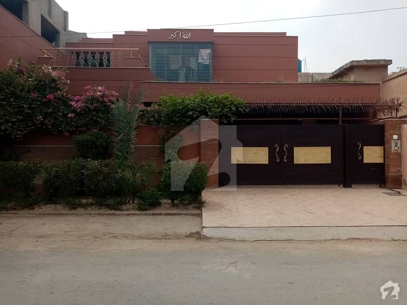Well-Built House Available At Good Location In People Colony A Block