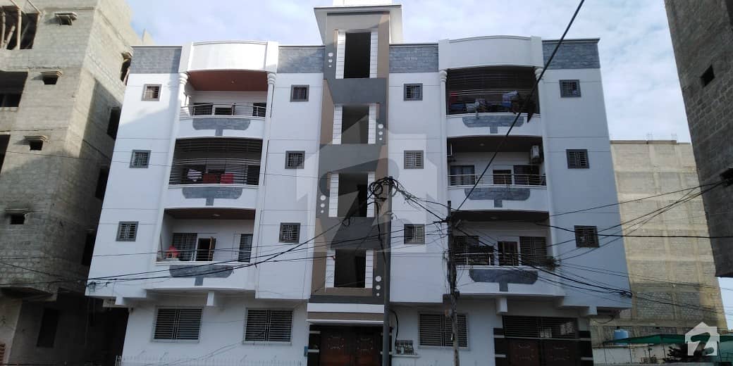پی اینڈ ٹی کالونی کراچی میں 3 کمروں کا 7 مرلہ فلیٹ 1.25 کروڑ میں برائے فروخت۔