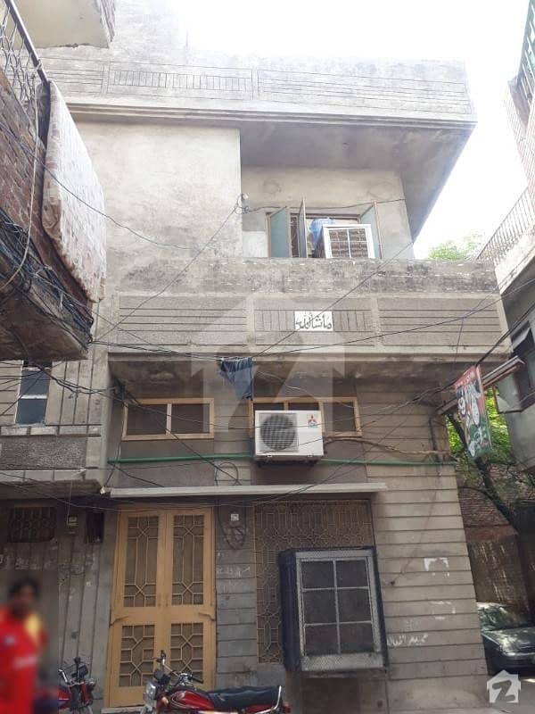 ساندہ خرد ساندہ لاہور میں 7 کمروں کا 4 مرلہ مکان 1.17 کروڑ میں برائے فروخت۔