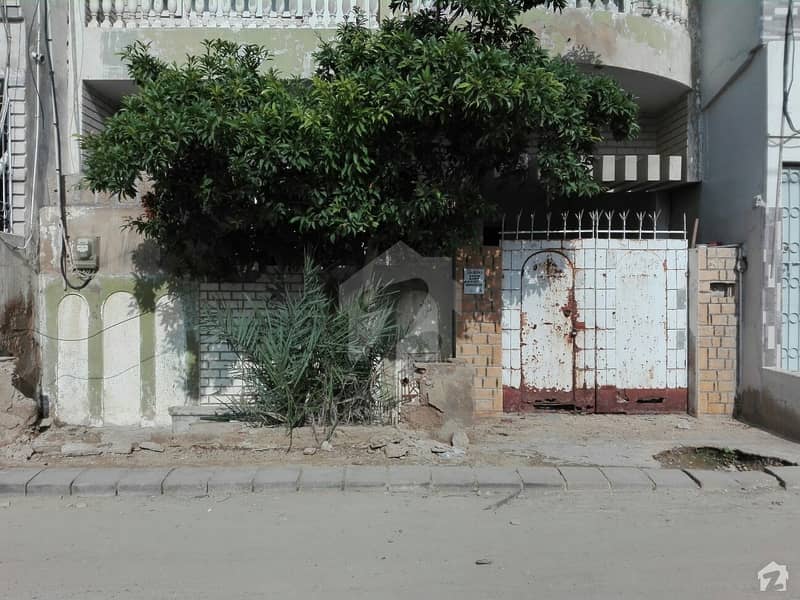 نارتھ کراچی ۔ سیکٹر 9 نارتھ کراچی کراچی میں 4 کمروں کا 5 مرلہ مکان 1.28 کروڑ میں برائے فروخت۔