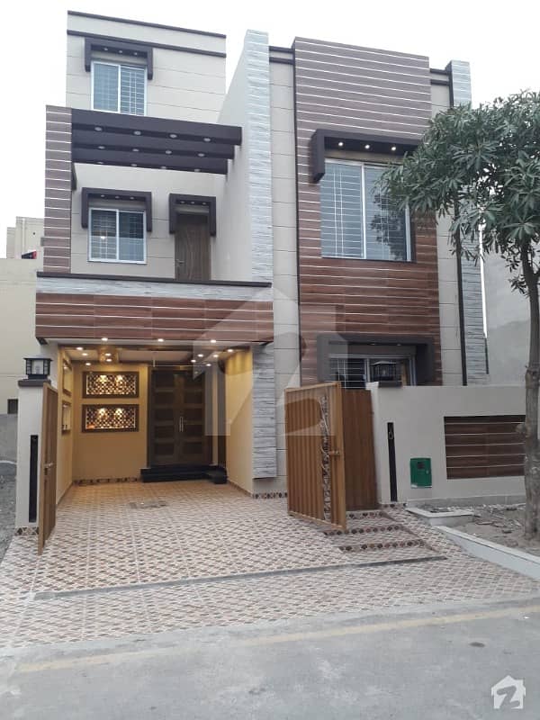 5 Marla Beautiful House For Sale In Block CC Bahria Town