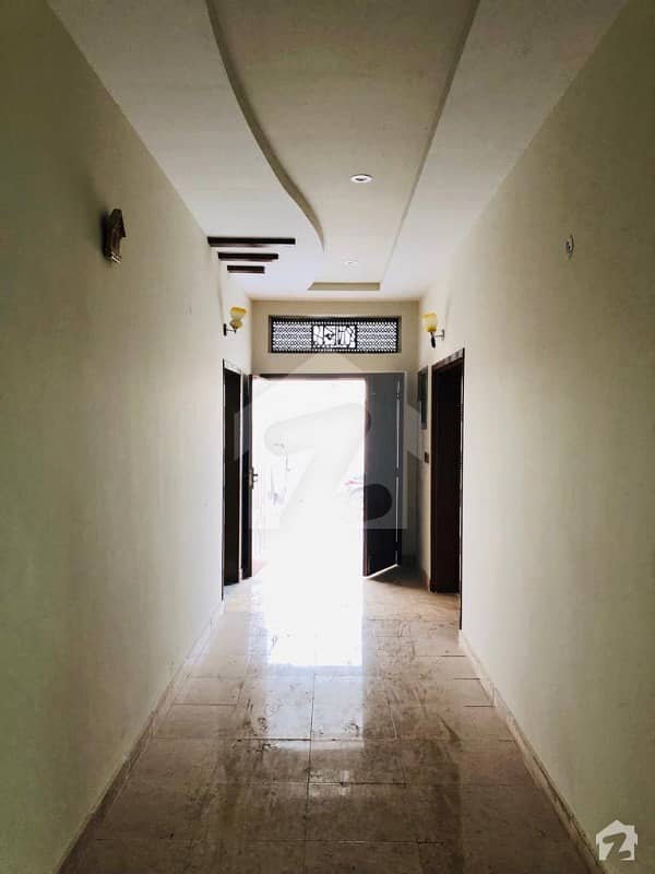 چنار باغ لاہور میں 4 کمروں کا 1 کنال مکان 35 ہزار میں کرایہ پر دستیاب ہے۔