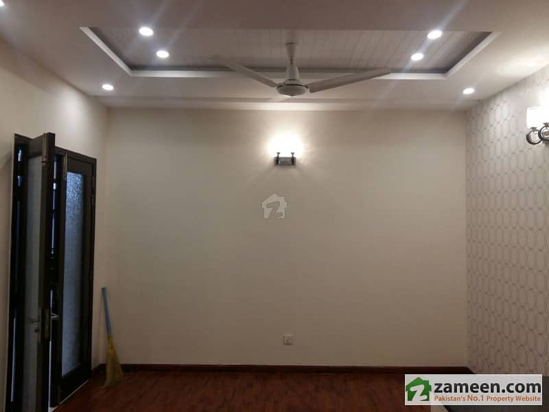 G Block - 1 Kanal Upper Portion House For Rent In DHA Phase 1