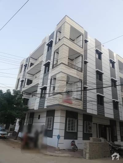 پی سی ایس آئی آر ہاؤسنگ سوسائٹی سکیم 33 - سیکٹر 24-اے سکیم 33 کراچی میں 3 کمروں کا 7 مرلہ فلیٹ 95 لاکھ میں برائے فروخت۔