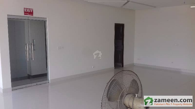 4th Floor Plus Hall In Commercial Plaza For Rent In B Block Dha Phase 6