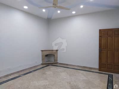 جی ۔ 6/3 جی ۔ 6 اسلام آباد میں 4 کمروں کا 3. 27 کنال بالائی پورشن 3 لاکھ میں کرایہ پر دستیاب ہے۔ جی ۔ 6/3 جی ۔ 6 اسلام آباد میں 4 کمروں کا 3. 27 کنال بالائی پورشن 3 لاکھ میں کرایہ پر دستیاب ہے۔